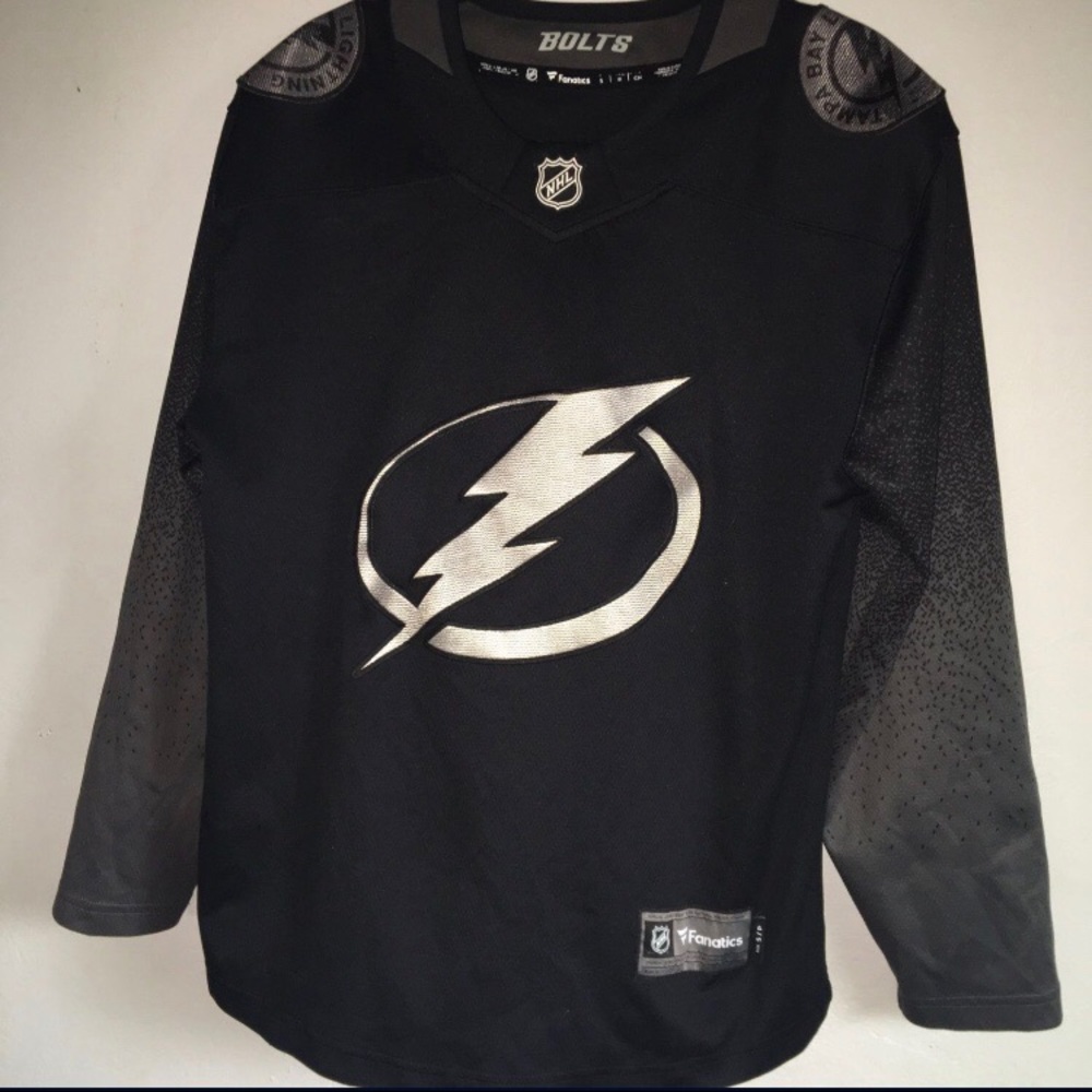 Official NHL Tampa Bay Lightning Jersey